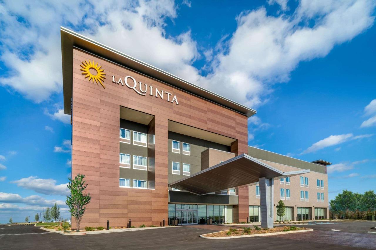 La Quinta Inn & Suites By Wyndham Louisville Ne - Old Henry Rd 외부 사진